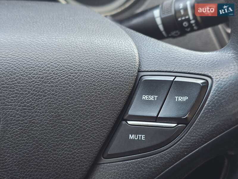 Седан Hyundai Sonata 2010 в Хмельницком