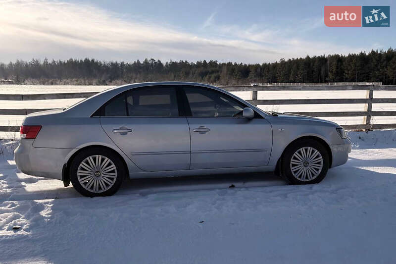 Седан Hyundai Sonata 2007 в Малине