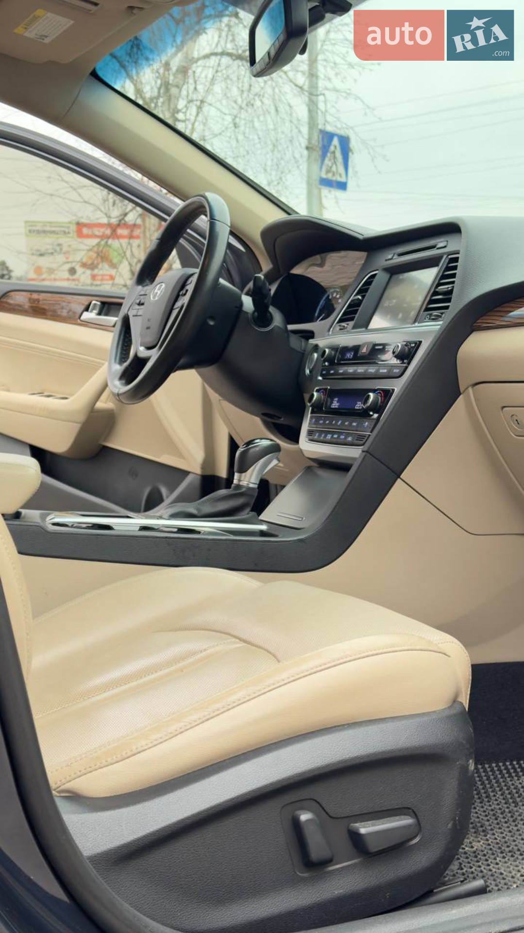 2017 Hyundai Sonata - мініатюра 25