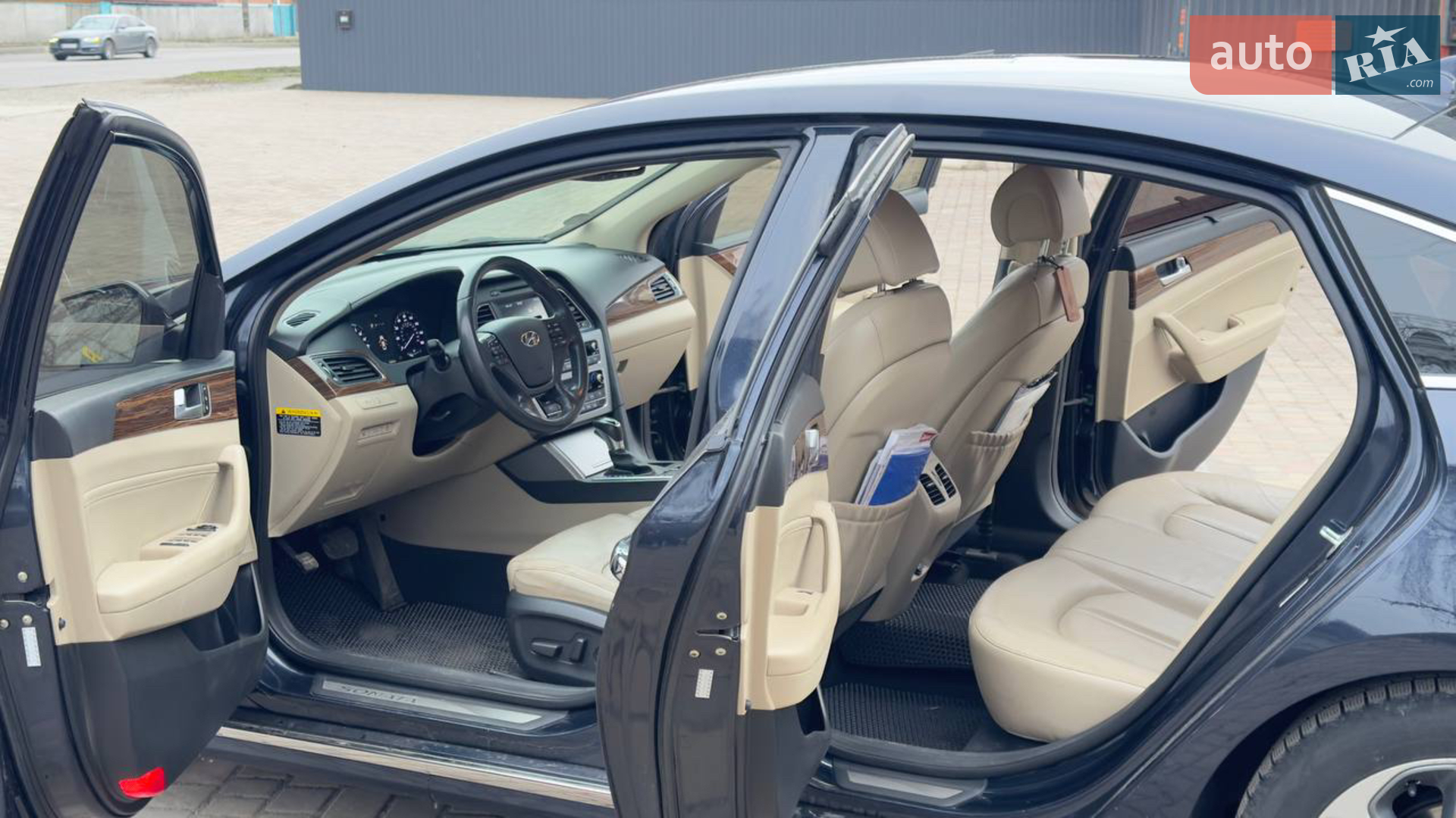 2017 Hyundai Sonata - мініатюра 26