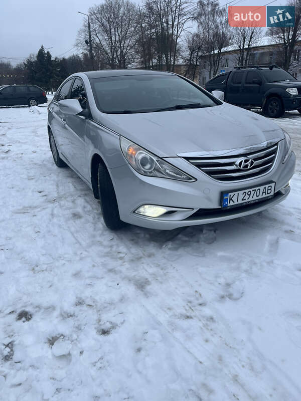 Hyundai Sonata 2013