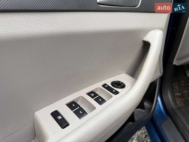 Седан Hyundai Sonata 2014 в Днепре