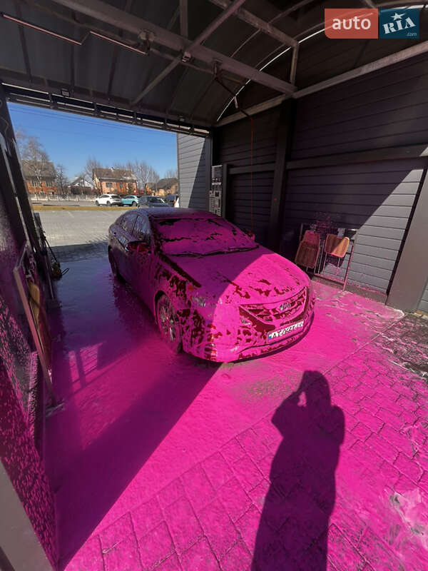 Седан Hyundai Sonata 2012 в Ивано-Франковске