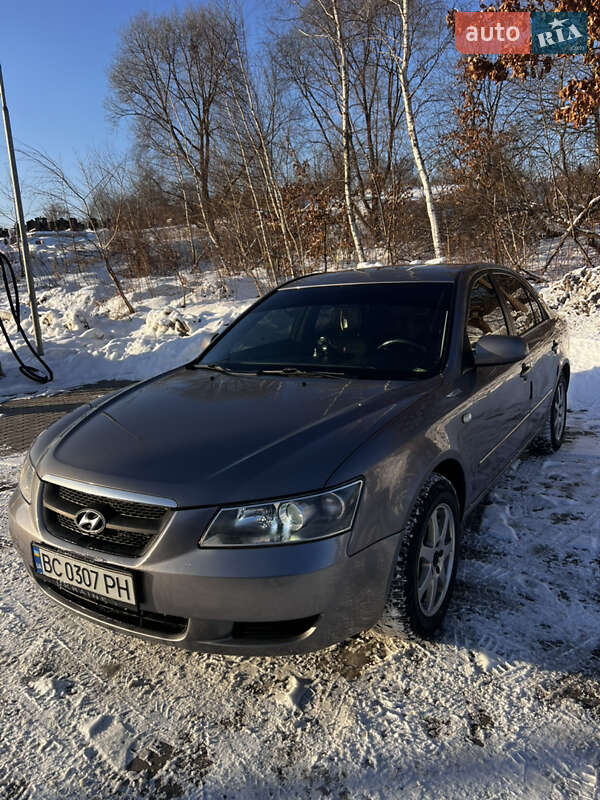 Седан Hyundai Sonata 2006 в Львове фото Седан Hyundai Sonata 2006 в Львове