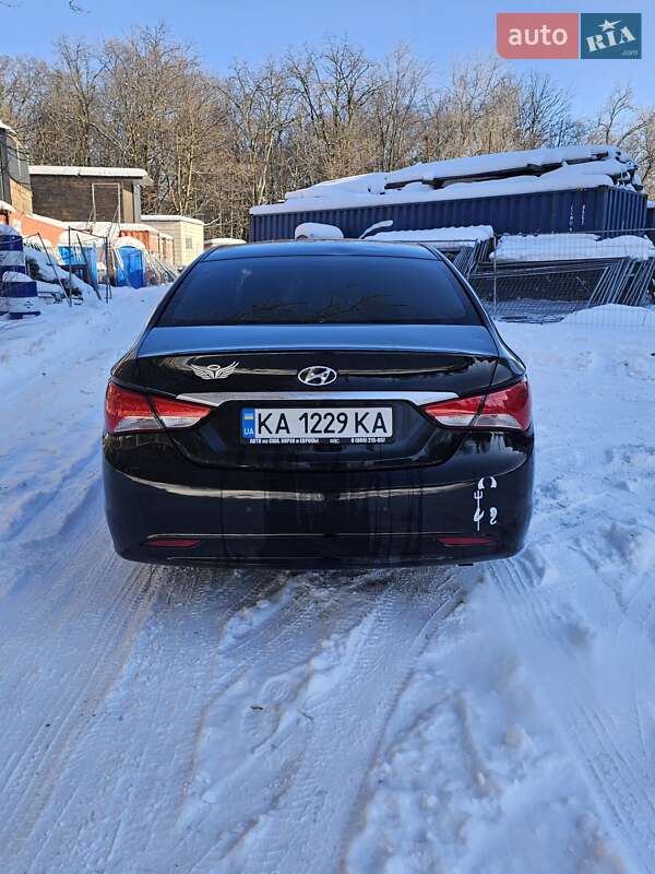 Седан Hyundai Sonata 2013 в Киеве фото 10 Седан Hyundai Sonata 2013 в Киеве