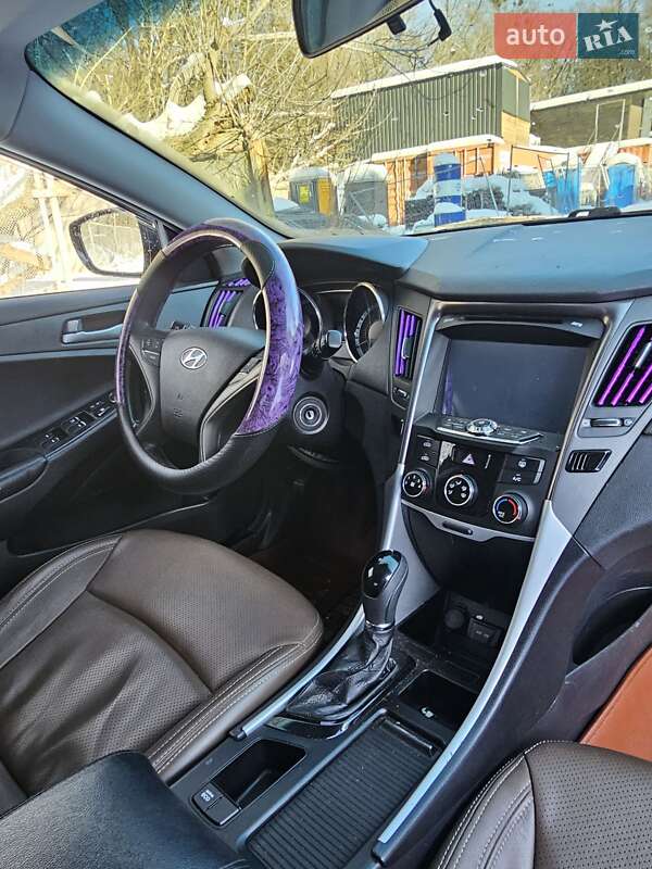 Седан Hyundai Sonata 2013 в Киеве фото 22 Седан Hyundai Sonata 2013 в Киеве