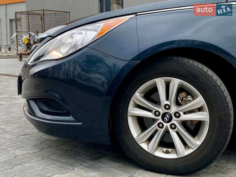 Седан Hyundai Sonata 2013 в Киеве фото 2 Седан Hyundai Sonata 2013 в Киеве