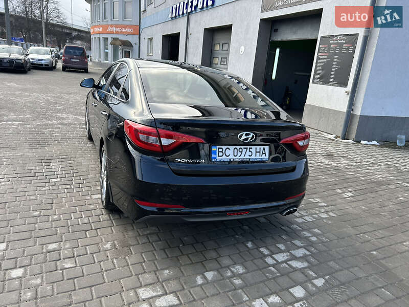 Седан Hyundai Sonata 2016 в Дрогобыче