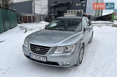 Седан Hyundai Sonata 2008 в Киеве