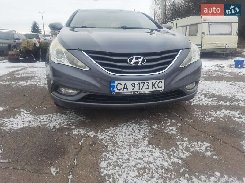 Hyundai Sonata 2010