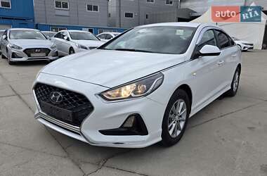 Седан Hyundai Sonata 2018 в Киеве