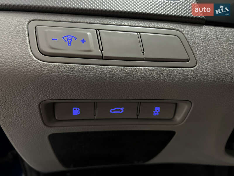 Седан Hyundai Sonata 2016 в Николаеве