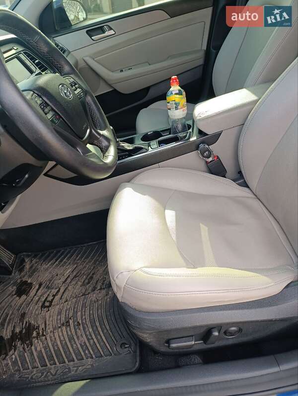 Седан Hyundai Sonata 2015 в Черноморске фото 11 Седан Hyundai Sonata 2015 в Черноморске