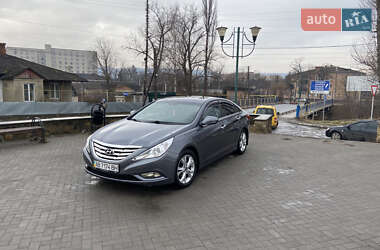 Седан Hyundai Sonata 2011 в Могилев-Подольске
