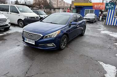 Седан Hyundai Sonata 2015 в Кривом Роге