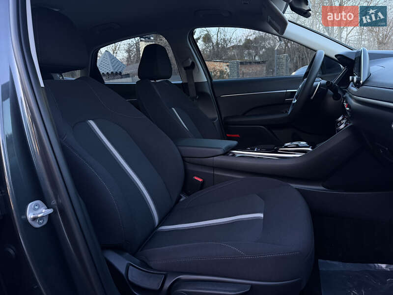 Седан Hyundai Sonata 2023 в Львове