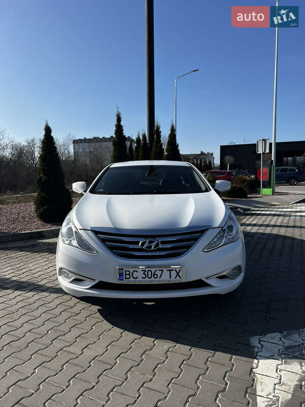 Hyundai Sonata 2013