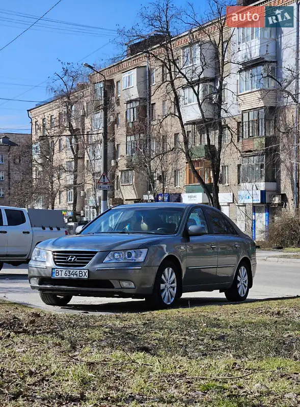 Hyundai Sonata