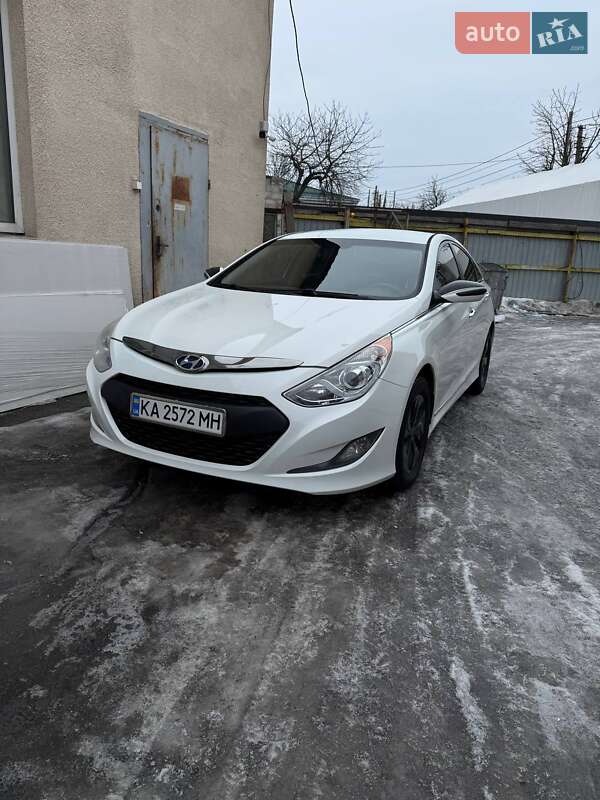 Седан Hyundai Sonata 2014 в Киеве фото Седан Hyundai Sonata 2014 в Киеве