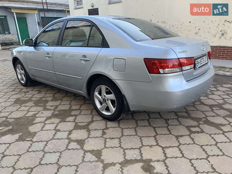 Седан Hyundai Sonata 2007 в Захарьевке
