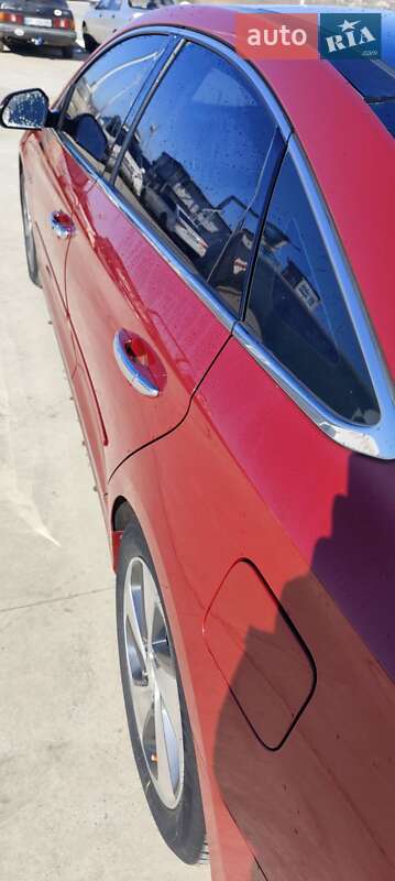 Седан Hyundai Sonata 2015 в Измаиле