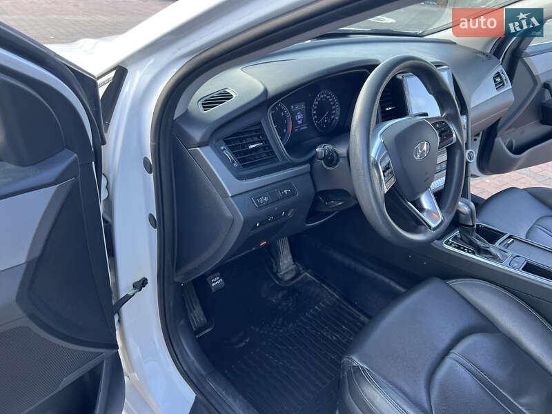 Седан Hyundai Sonata 2017 в Запорожье