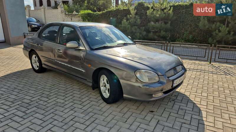 Седан Hyundai Sonata 1999 в Николаеве фото Седан Hyundai Sonata 1999 в Николаеве