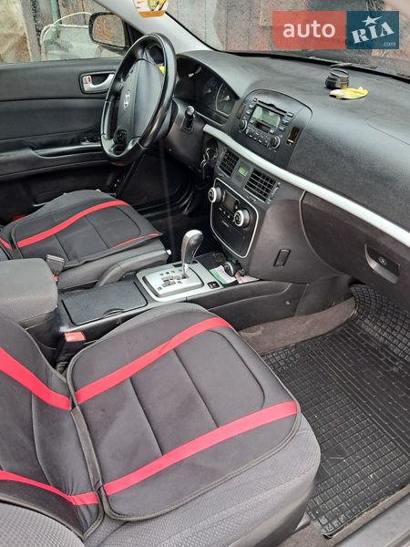 Седан Hyundai Sonata 2007 в Хотине