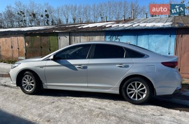 Седан Hyundai Sonata 2017 в Киеве