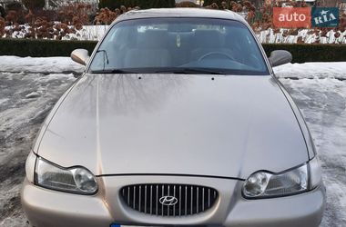 Седан Hyundai Sonata 1998 в Киеве