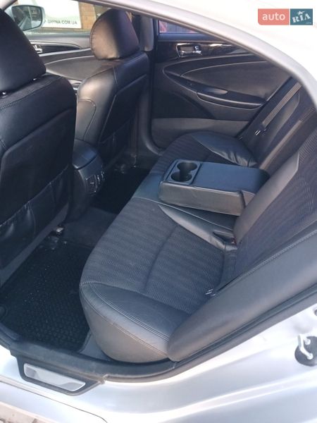 Седан Hyundai Sonata 2011 в Кременчуге