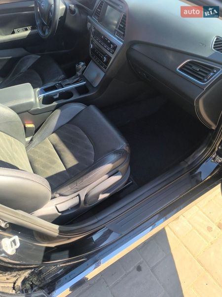 Седан Hyundai Sonata 2016 в Перечине