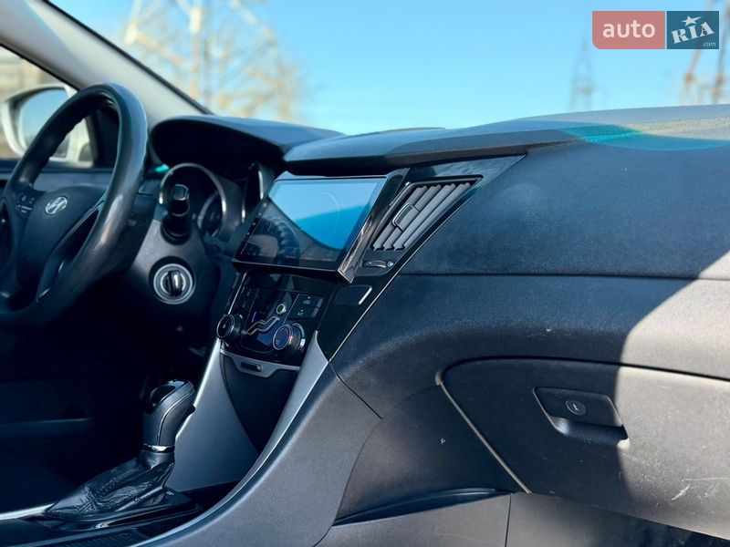 Седан Hyundai Sonata 2011 в Запорожье