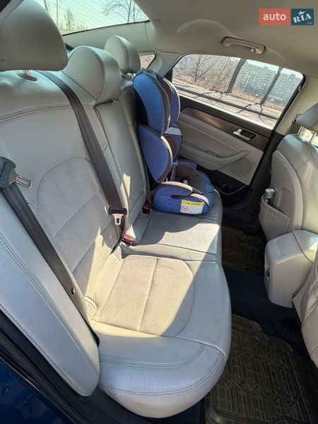 Седан Hyundai Sonata 2016 в Киеве