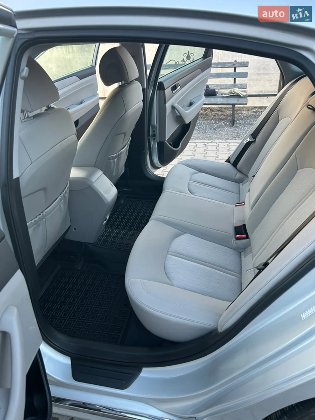 2015 Hyundai Sonata - мініатюра 12