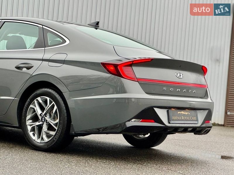 Седан Hyundai Sonata 2022 в Киеве