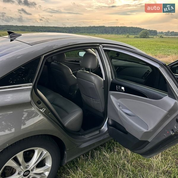 Седан Hyundai Sonata 2012 в Бердичеве