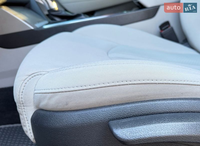 Седан Hyundai Sonata 2016 в Ровно