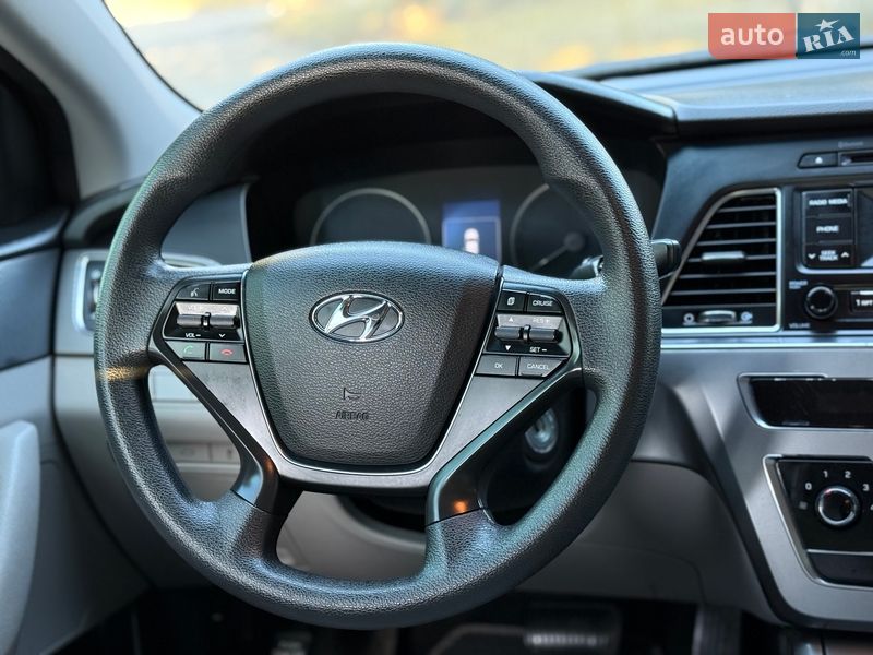Седан Hyundai Sonata 2016 в Ровно