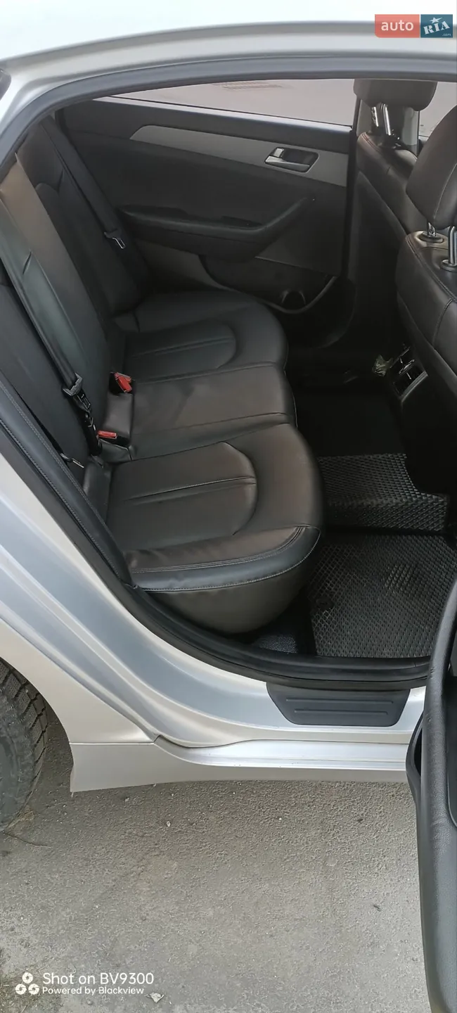 2016 Hyundai Sonata - мініатюра 19