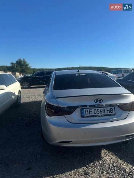 Седан Hyundai Sonata 2013 в Гайсину
