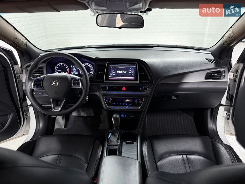 Седан Hyundai Sonata 2018 в Одессе
