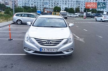 Седан Hyundai Sonata 2014 в Киеве