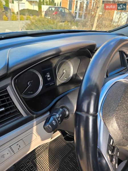 Седан Hyundai Sonata 2017 в Киеве