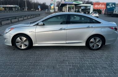 Седан Hyundai Sonata 2014 в Киеве