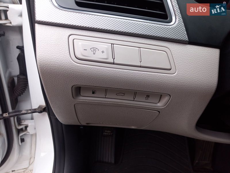 Седан Hyundai Sonata 2017 в Киеве