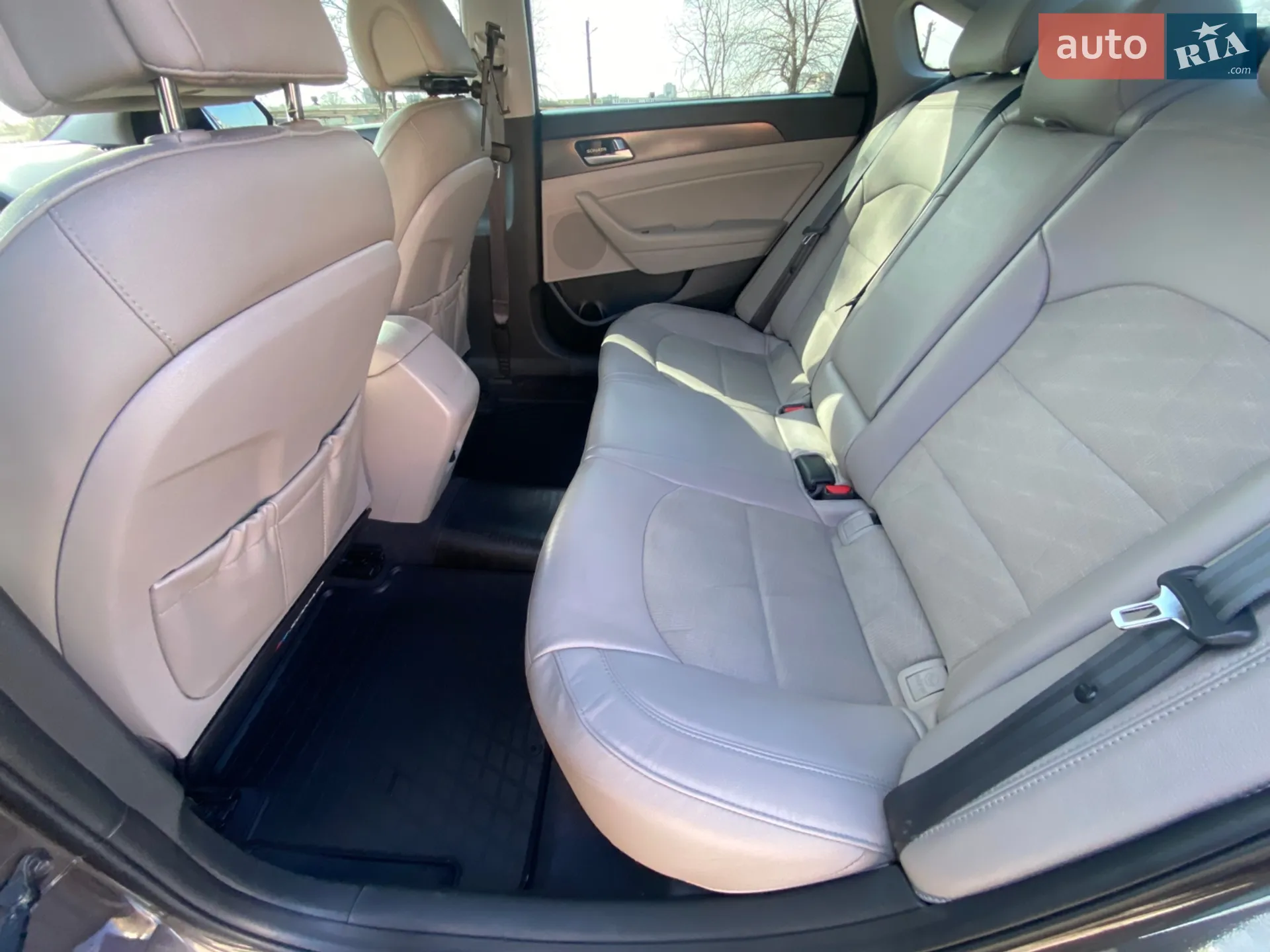 2017 Hyundai Sonata - мініатюра 37
