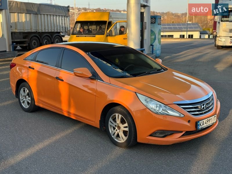 Седан Hyundai Sonata 2014 в Смеле