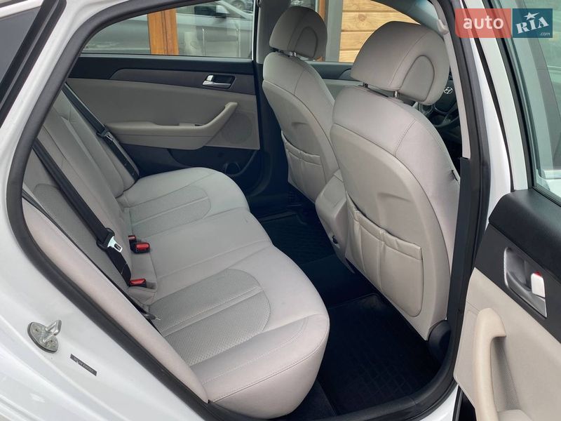 Седан Hyundai Sonata 2014 в Житомире