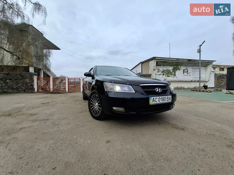 Седан Hyundai Sonata 2008 в Киеве